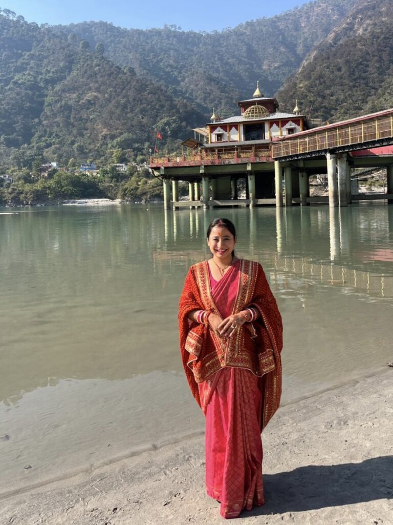 shivani rawat in dhari devi temple with her family