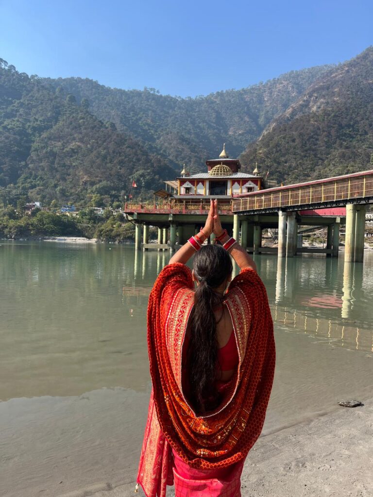 shivani rawat in dhari devi temple with her family